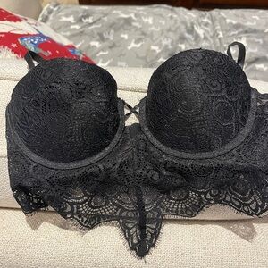 Black lace push-up bra by Bebe size xs